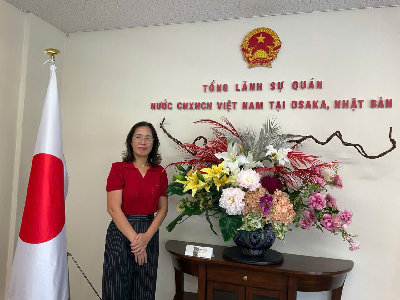 総領事夫人と生け花